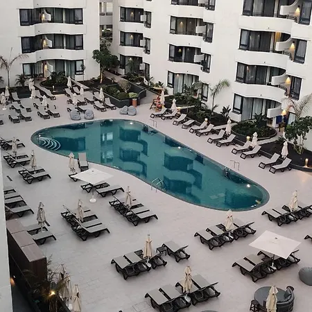 Aparthotel Luxury With Pool View