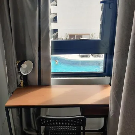 Luxury With Pool View Aparthotel